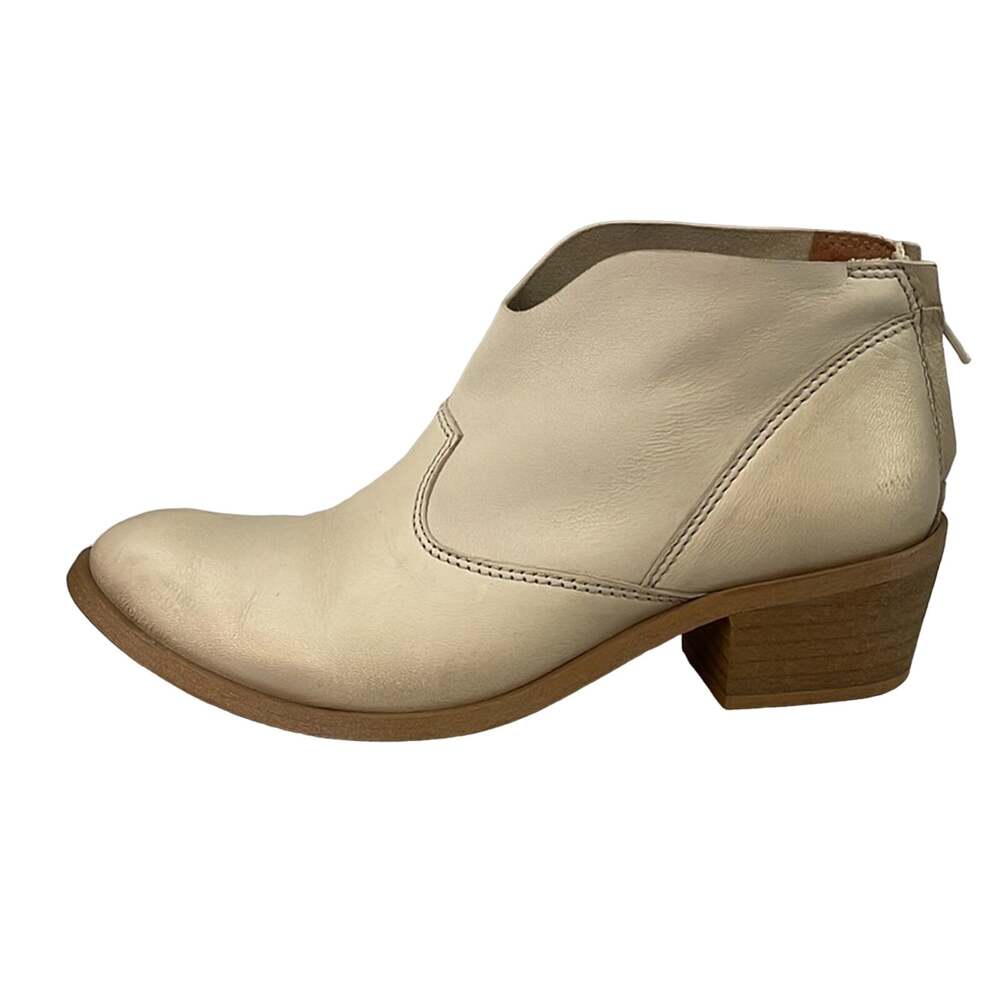 Rebels Viv Pearl White Luster Booties Size 5.5/Euro 36